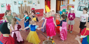 Chystáme se na karneval - 1675779100_20230206_091230.jpg