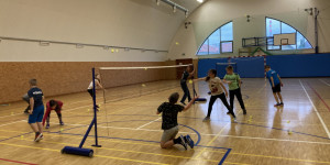 Badminton ve škole - 1681991488_tempImagexUbjho.jpg
