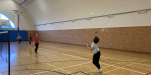 Badminton ve škole - 1681991512_tempImagelsA6Vx.jpg
