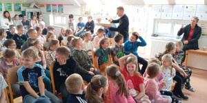 Hudební výchova za oponou - 1743873406_1000012089.jpg