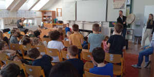 Hudební výchova za oponou - 1743873522_1000012123.jpg
