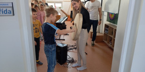 Hudební výchova za oponou - 1743873871_1000012178.jpg