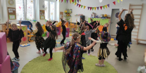 Čáry, máry, kouzlení....v MŠ Podvihov - 1745904876_IMG_20250428_093944.jpg