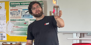 Vystoupeni ÚDiF pro 1., 2. a 3. třídu - 1749054435_1000015815.jpg