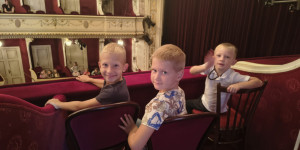 Vítání prvňáčků Slezské divadlo - 1760100857_IMG-20250916-WA0014.jpg