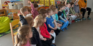 Týden s knihou a návštěva spisovatele Rostislava Poláčka - 1775842160_IMG-20260410-WA0005.jpg