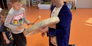 ,,Za Oponou” interaktivní hudební program 🎵 - 1776164619_IMG_6989.jpeg